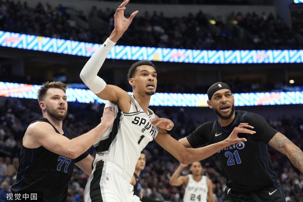 防守失误送 防守失误送